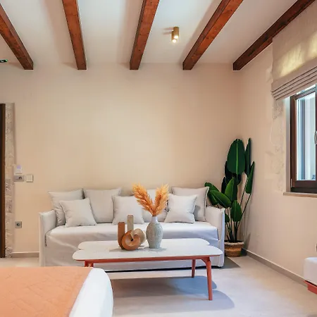 La Montre Luxury Boutique Aparthotel