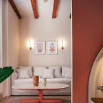 La Montre Luxury Boutique Hotel apartamentowy 4*