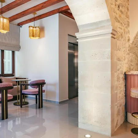 Апарт-готель La Montre Luxury Boutique Rethymno (Crete)