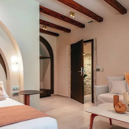 La Montre Luxury Boutique Hotel apartamentowy 4*