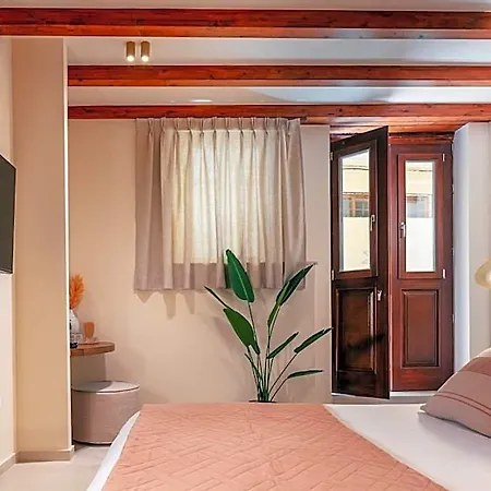 La Montre Luxury Boutique Aparthotel