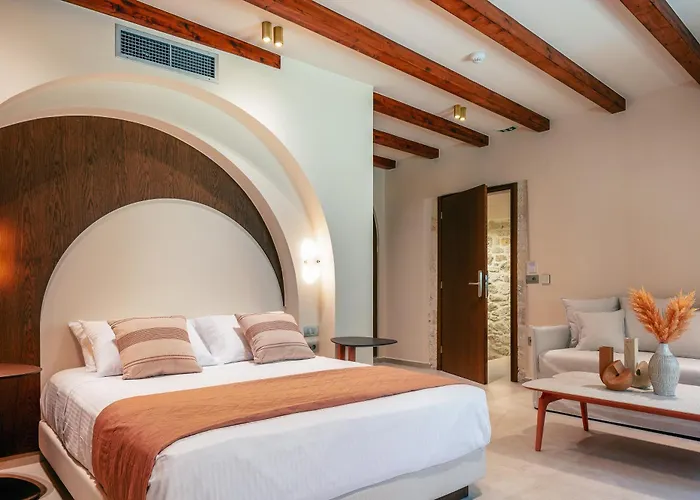 La Montre Luxury Boutique Rethymno (Crete)