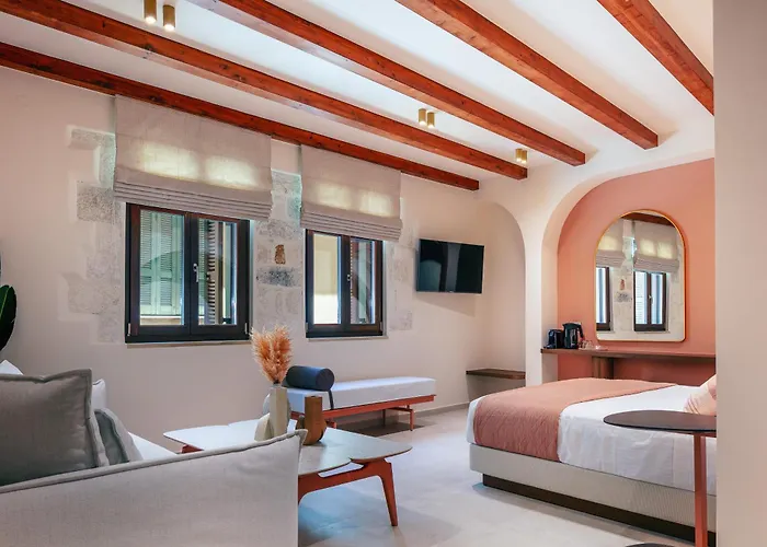 La Montre Luxury Boutique 4*