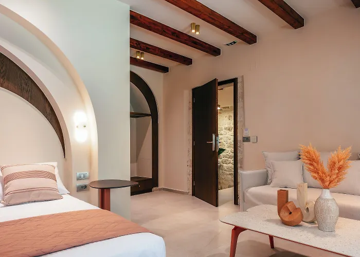 La Montre Luxury Boutique Apart-hotel 4*